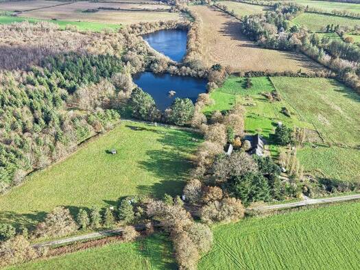 Local commercial à vendre 1 245 000 € 440 000 m² de surface de vente Missillac 44780