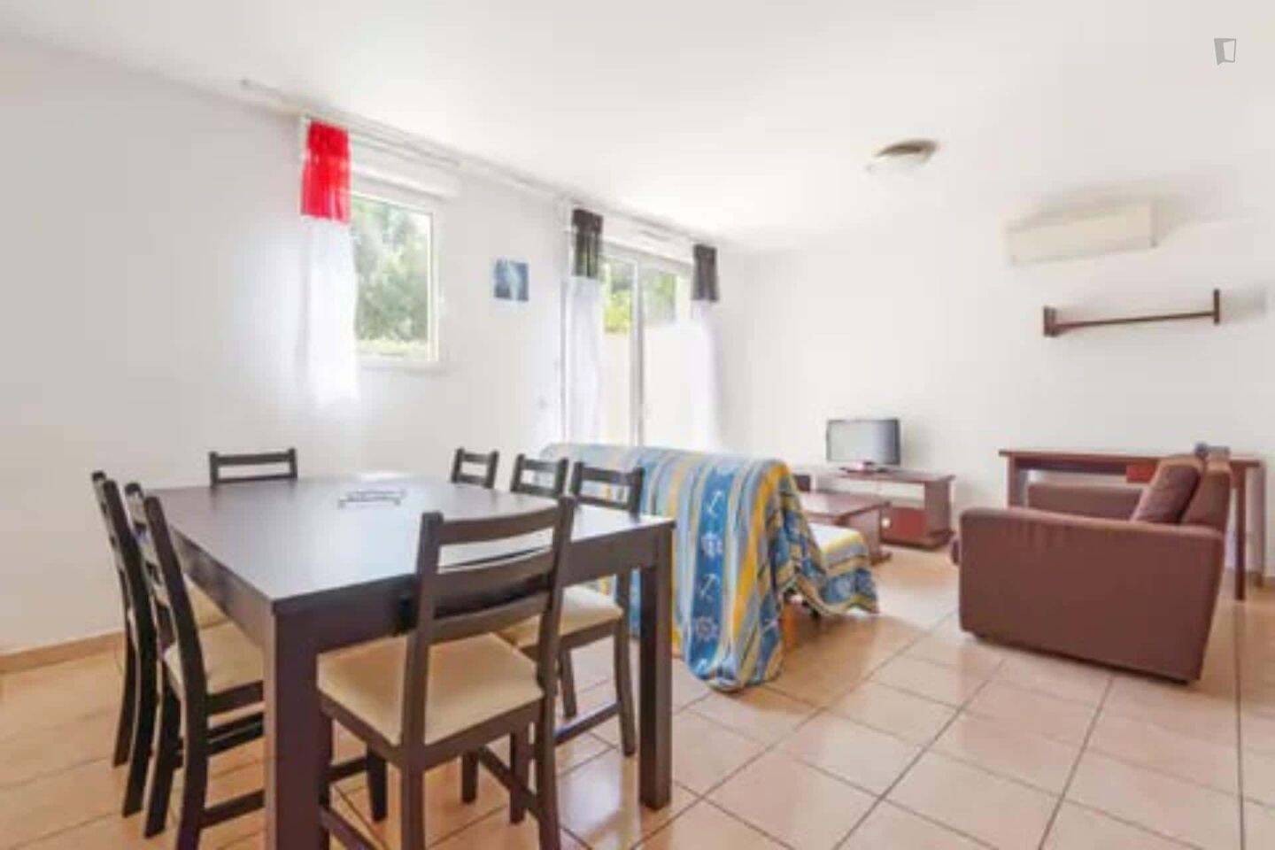 Appartement 5 pièces 75 m² · à Six-Fours-les-Plages · 75 m² · 2 490 €/mois