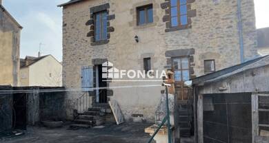 Maison à vendre 103 500 € 6 pièces 4 chambres 114 m² 234 m² de terrain Fresnay-sur-Sarthe 72130