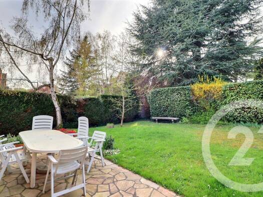 Maison de plain-pied à vendre 948 000 € 3 pièces 2 chambres 98,8 m² 575 m² de terrain Antony 92160