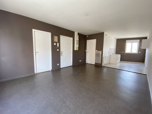 Appartement à louer 654 € 3 pièces 2 chambres 59 m² Étage 1/2 Reims 51100