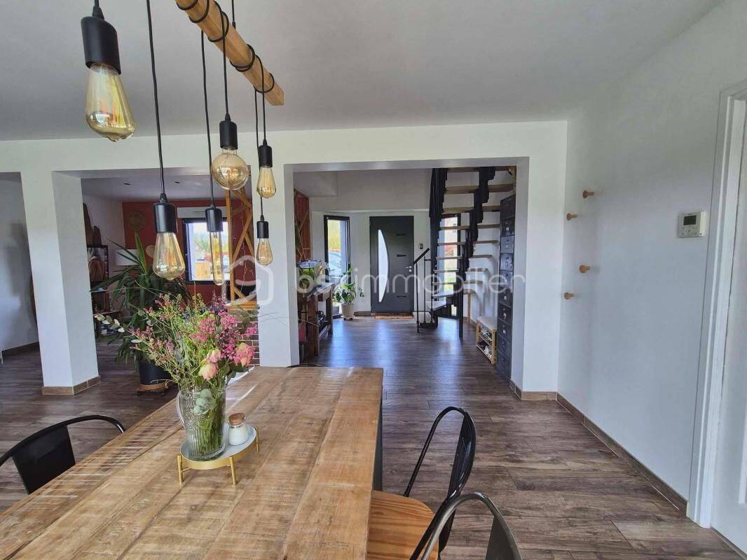 Maison 6 pièces 154 m² · à Allery · 154 m² · 259 000 €