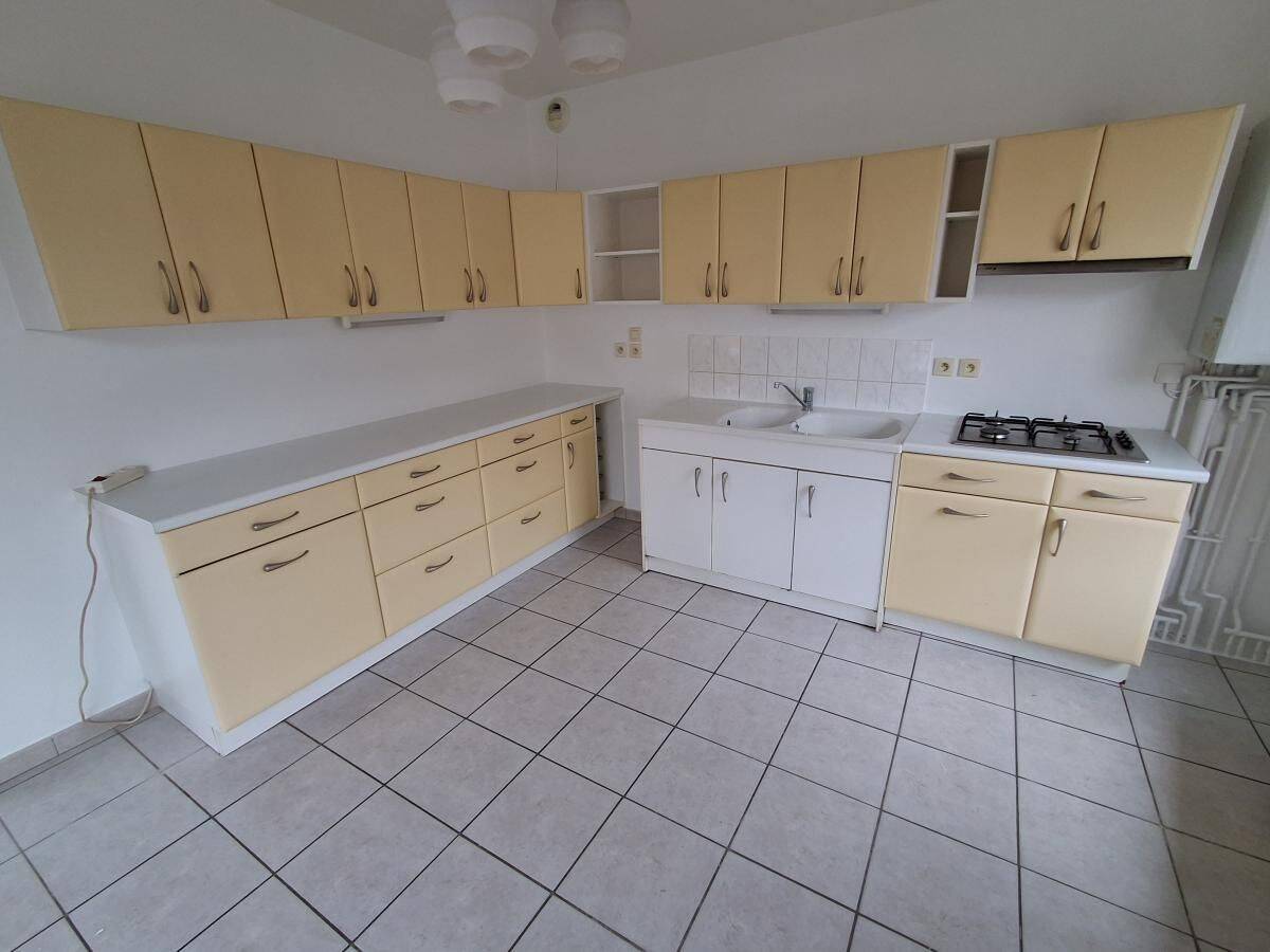 Appartement 3 pièces 76 m² · à Bourg-en-Bresse · 76 m² · 774 €/mois