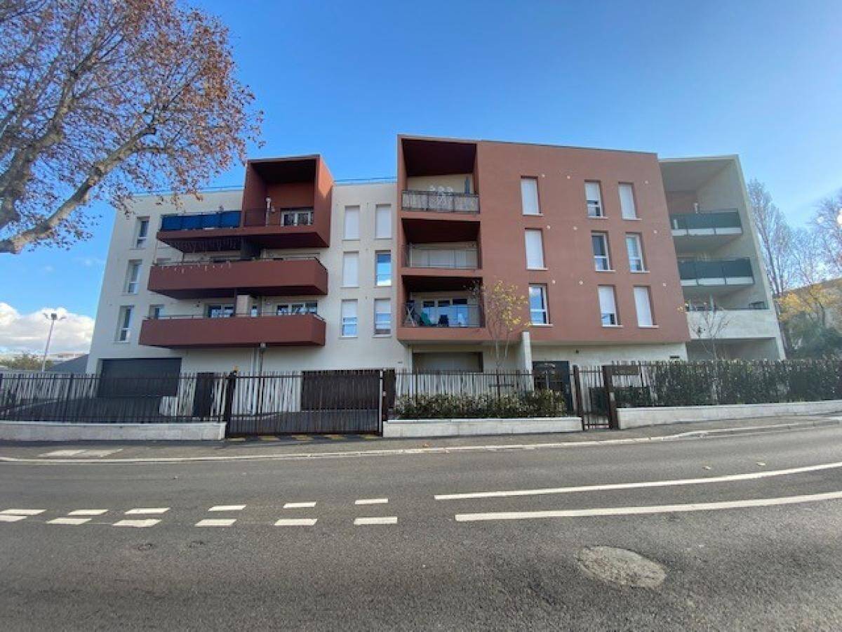 Appartement 4 pièces 83 m² · à Istres · 83 m² · 997 €