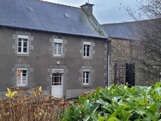 Maison à vendre 59 800 € 4 pièces 2 chambres 75 m² 1 342 m² de terrain Lanfains 22800