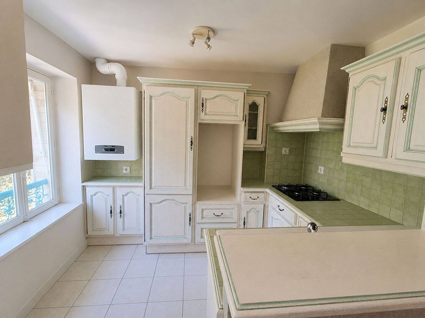 Appartement 4 pièces 105 m² · à Châlons-en-Champagne · 105,3 m² · 990 €/mois