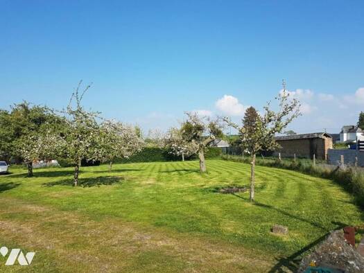 Terrain constructible viabilisé à vendre 55 000 € 1 152 m² de terrain Le Bec-Thomas 27370