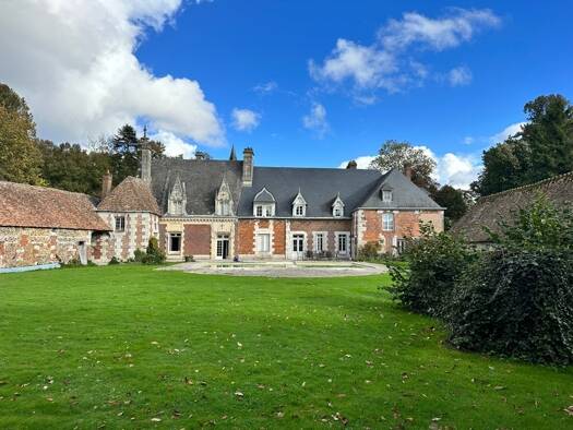 Château à vendre 629 900 € 15 pièces 6 chambres 480 m² 18 349 m² de terrain Saint-Ouen-de-Thouberville 27310