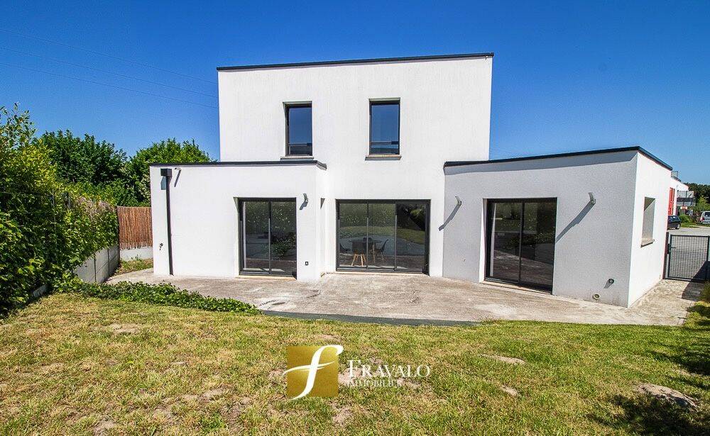 Maison 5 pièces 121 m² · à Ploeren · 121 m² · 410 000 €