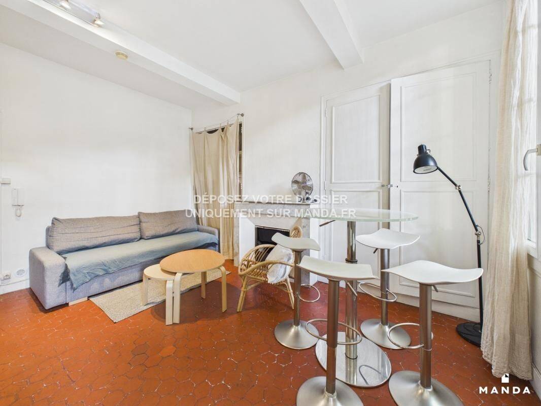 Appartement 1 pièce 25 m² · à Aix-en-Provence · 25 m² · 900 €/mois
