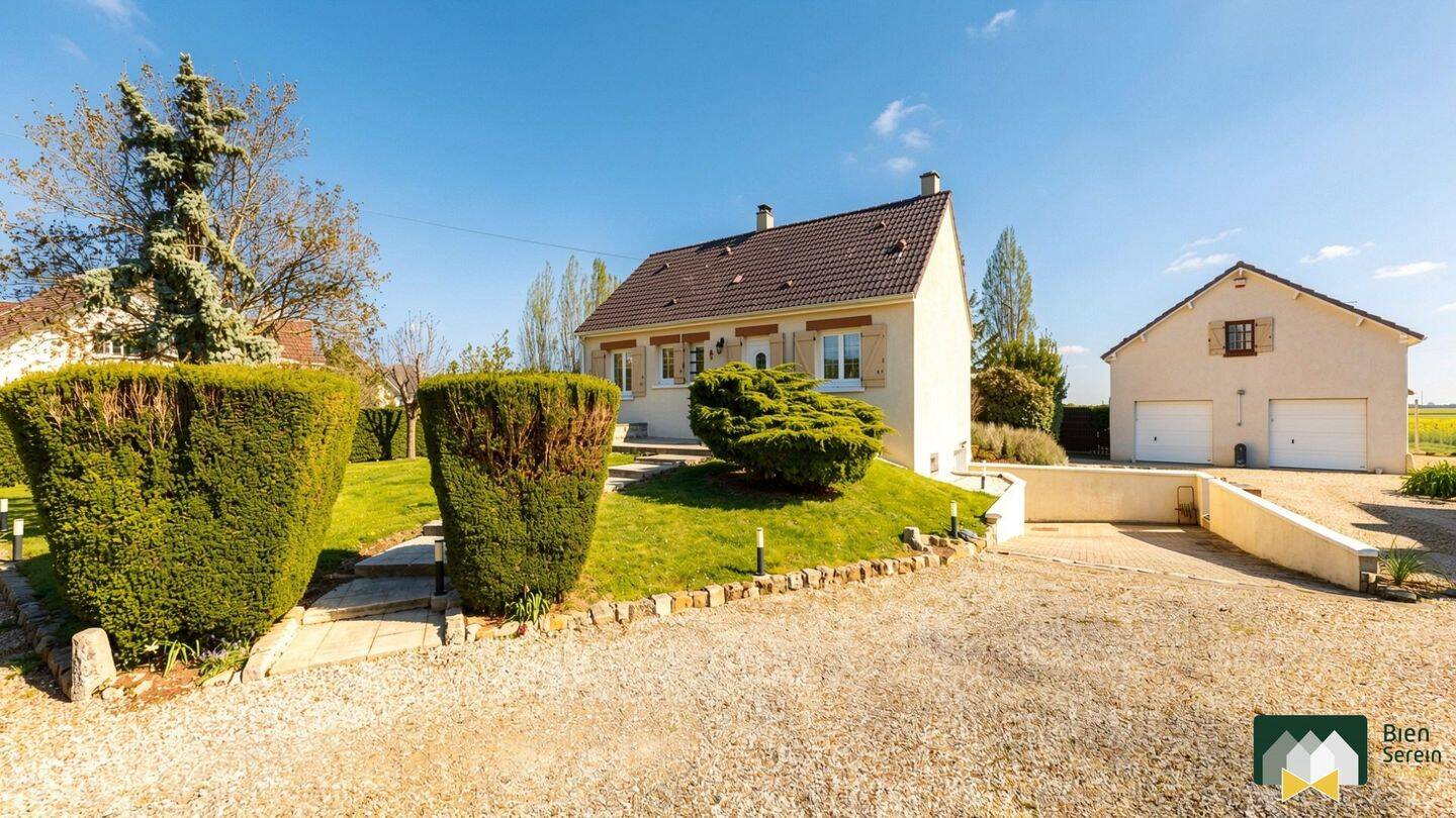 Maison 4 pièces 110 m² · à Marville-Moutiers-Brûlé · 109,5 m² · 260 600 €