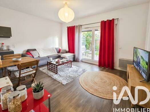Appartement à vendre 155 000 € 2 pièces 1 chambre 40,3 m² RDC/4 General de Gaulle-Iles Montfermeil 93370