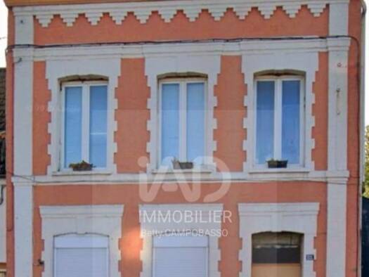 Immeuble à vendre 186 000 € 143 m² Faubourg Saint Catherine-Faubourg de Paris-Le Vignole Valenciennes 59300