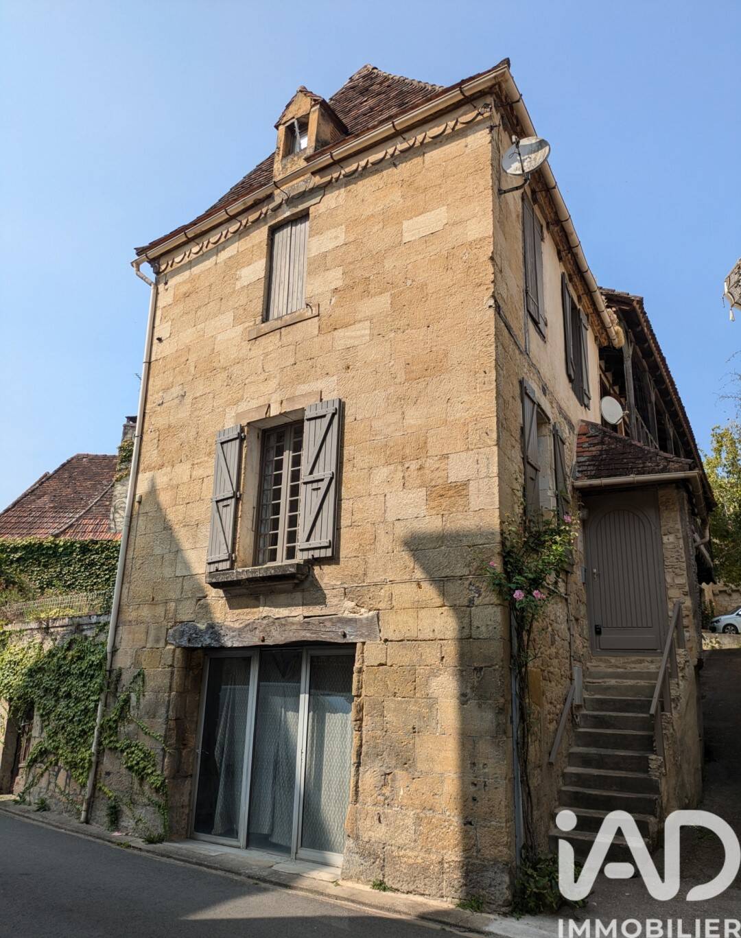 Maison 5 pièces 79 m² · à Saint-Cyprien · 79 m² · 115 000 €