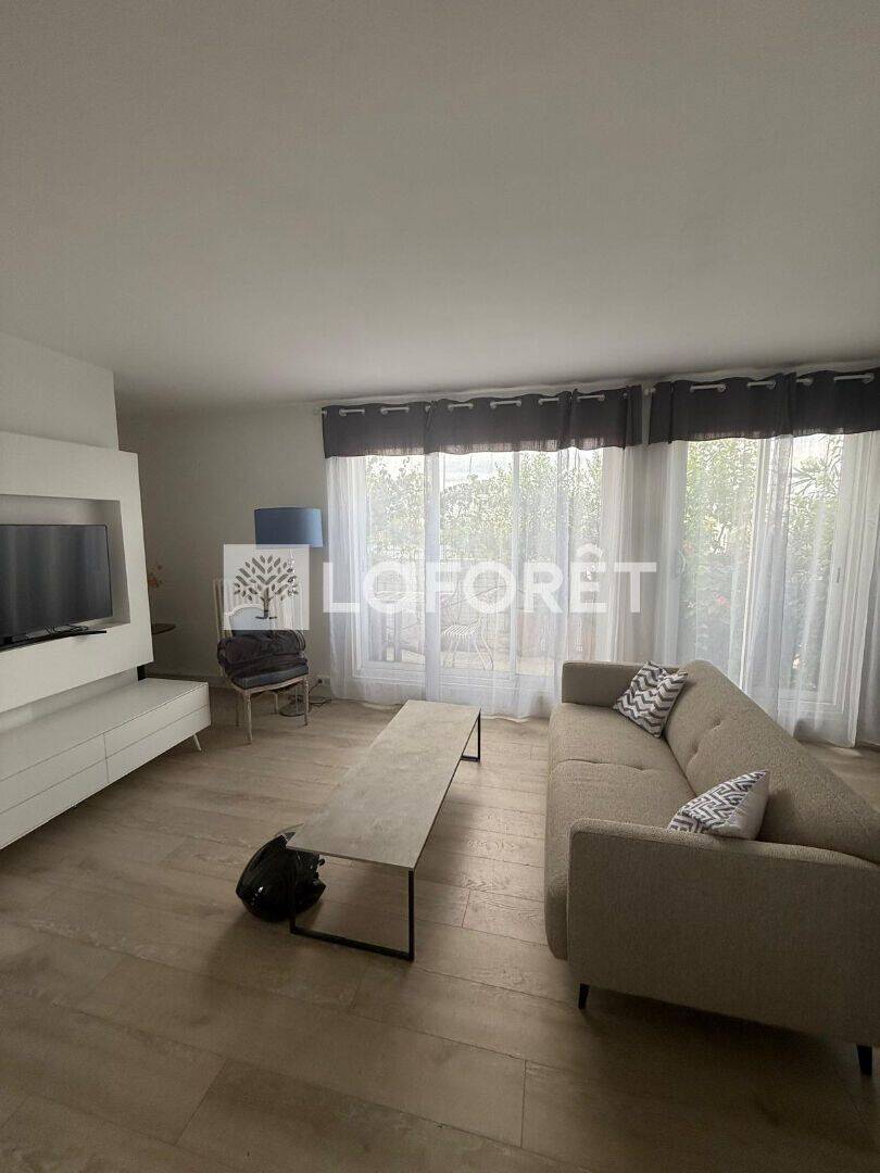 Appartement 2 pièces 51 m² · à Paris 17ème Arrondissement · 50,7 m² · 2 350 €