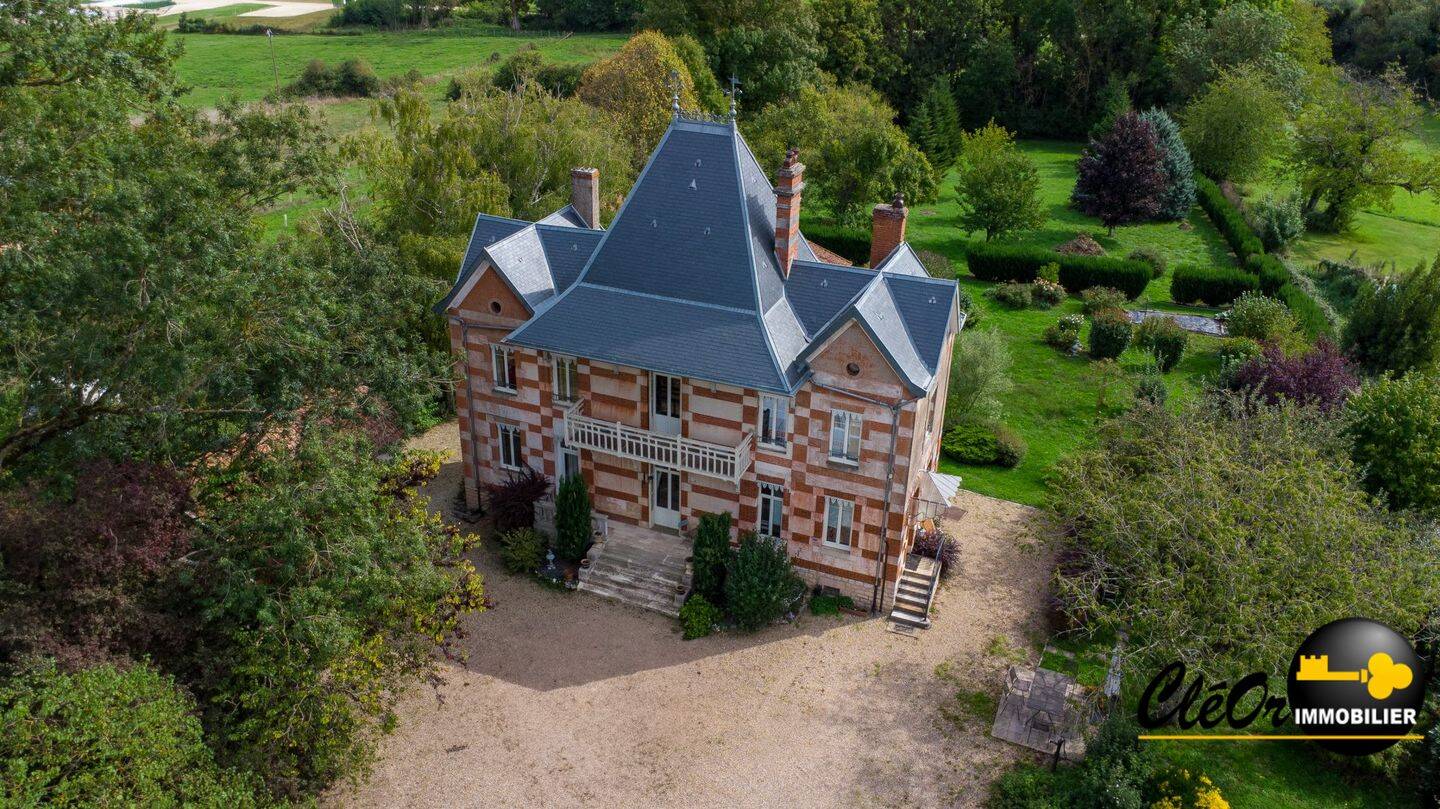 Maison 5 pièces 125 m² · à Pierre-de-Bresse · 125 m² · 295 000 €