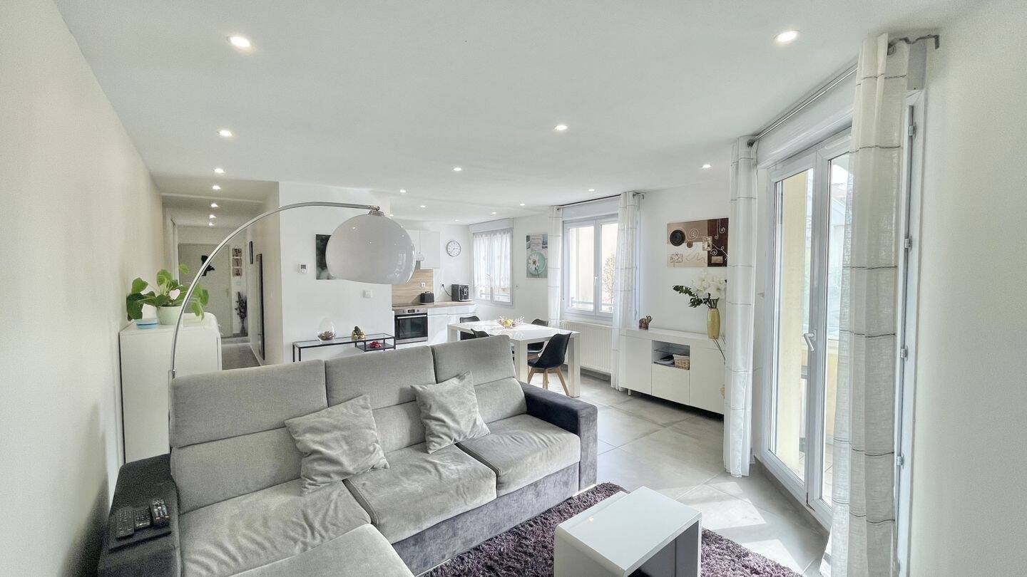 Appartement 3 pièces 69 m² · à Villeurbanne · 69,3 m² · 262 000 €