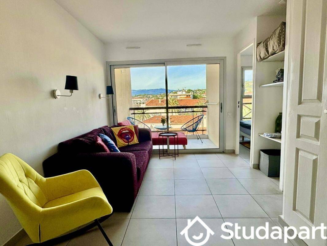 Appartement 3 pièces 27 m² · à Cannes · 27 m² · 1 370 €/mois