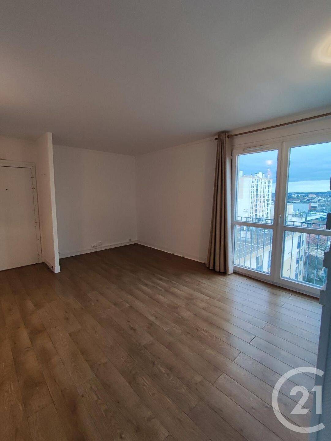 Appartement 3 pièces 50 m² · à Orly · 50,2 m² · 908 €