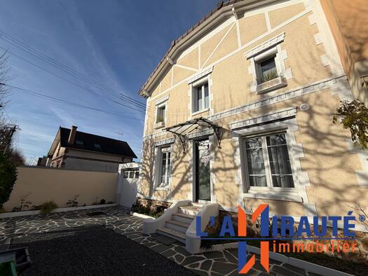 Maison à vendre 949 000 € 6 pièces 4 chambres 155 m² 530 m² de terrain Les Dix Arpents Sartrouville 78500