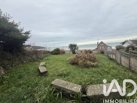 Terrain constructible viabilisé à vendre 420 000 € 686 m² de terrain Saint Eloi-Les Rosaires Plérin 22190