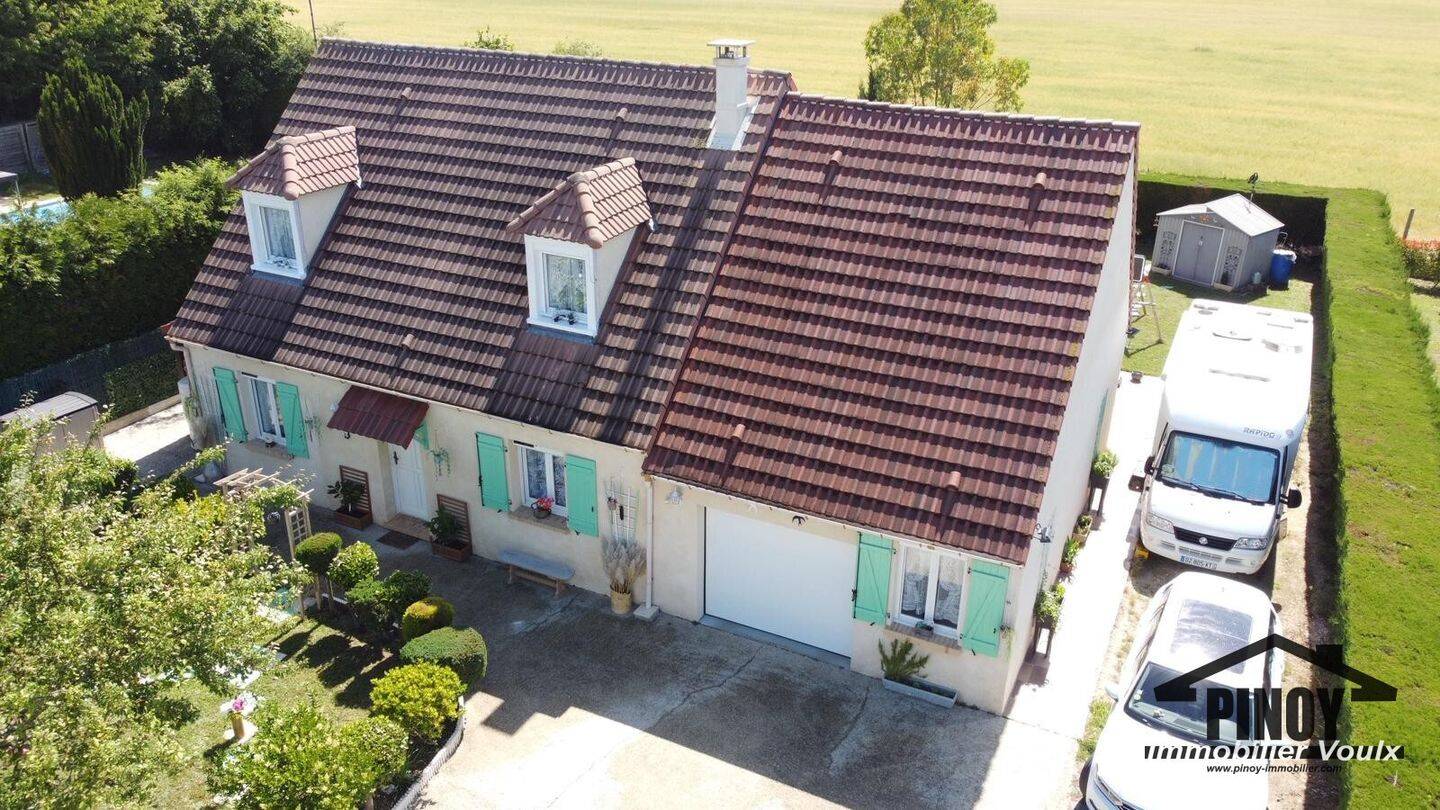 Maison 4 pièces 104 m² · à Égreville · 104 m² · 245 000 €