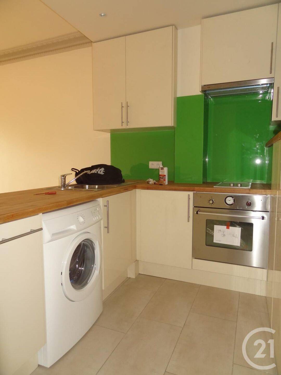 Appartement 2 pièces 37 m² · à Paris 20ème Arrondissement · 37,2 m² · 1 455 €/mois