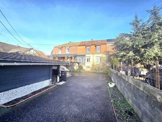 Maison à vendre 220 000 € 5 pièces 3 chambres 102 m² 275 m² de terrain Issenheim 68500