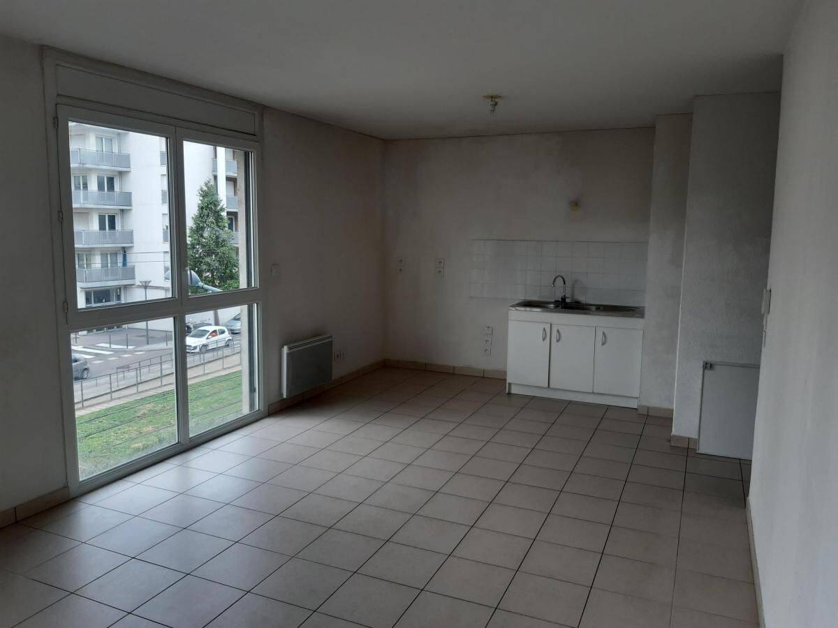 Appartement 4 pièces 78 m² · à Villeurbanne · 78 m² · 1 152 €
