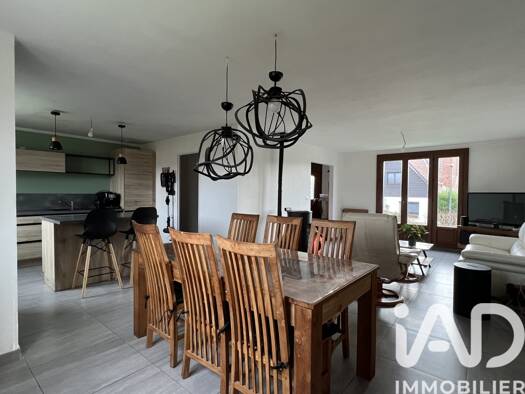 Maison de plain-pied à vendre 239 900 € 4 pièces 3 chambres 99 m² 700 m² de terrain Grande Vacquerie Loon-Plage 59279