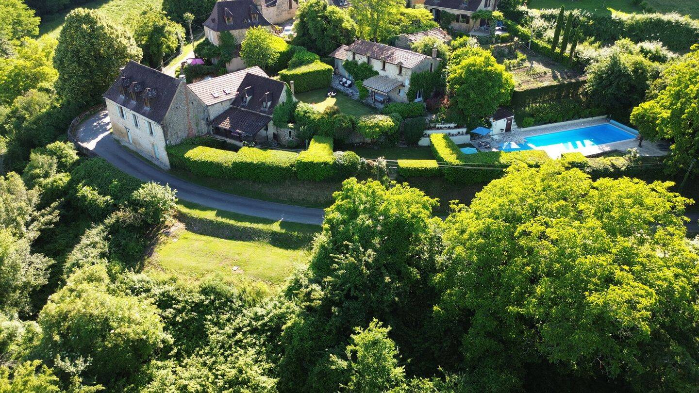 Maison 14 pièces 375 m² · à Coux Et Bigaroque-Mouzens · 375 m² · 649 900 €