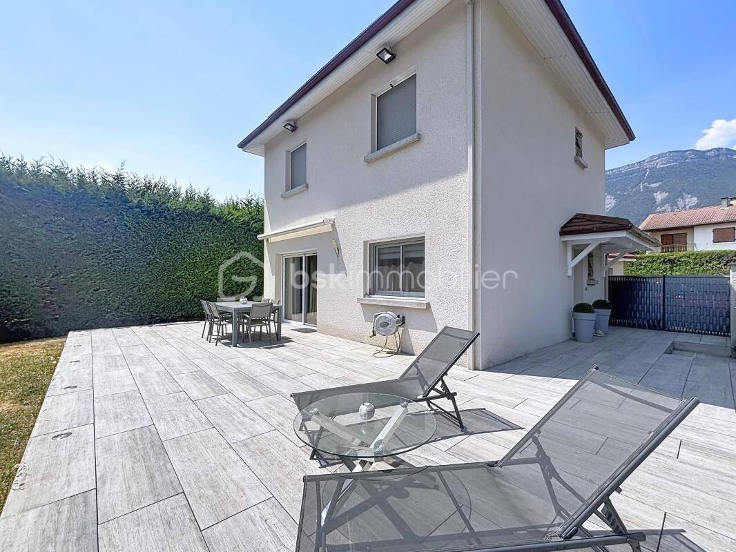 Maison 4 pièces 120 m² · à Saint-Ismier · 120 m² · 669 000 €