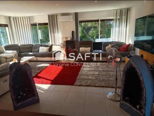 Maison à vendre 477 750 € 10 pièces 7 chambres 400 m² 228 m² de terrain Chasseneuil-sur-Bonnieure 16260