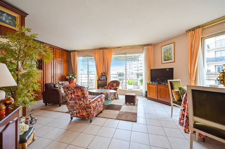 Appartement en viager occupé Bouquet 231 000 € 3 pièces 1 chambre 65 m² Étage 2/7 Wilson-Rivay Levallois-Perret 92300