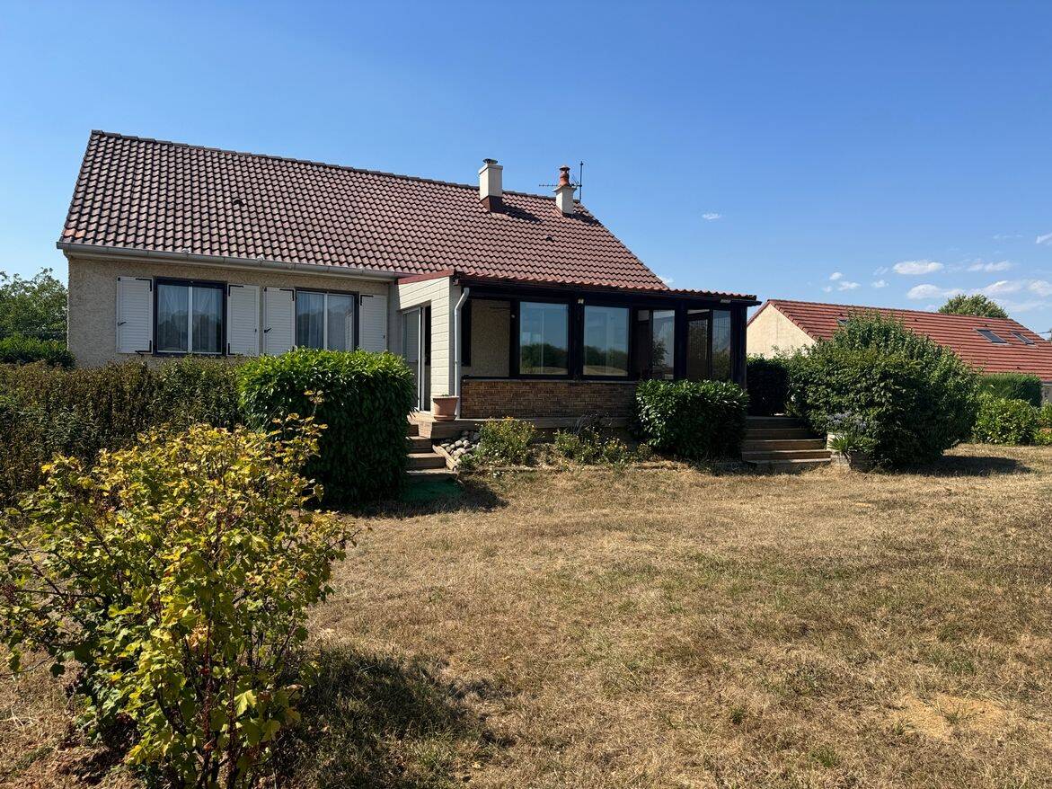 Maison 6 pièces 113 m² · à Montmançon · 112,7 m² · 210 000 €