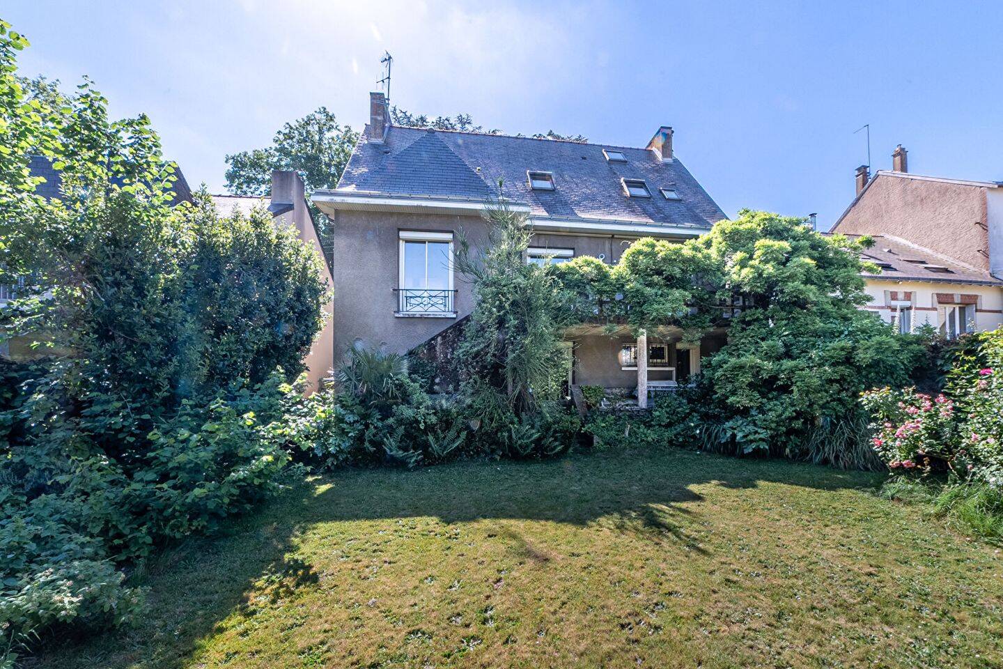 Maison 9 pièces 200 m² · à Nantes · 200,5 m² · 898 000 €