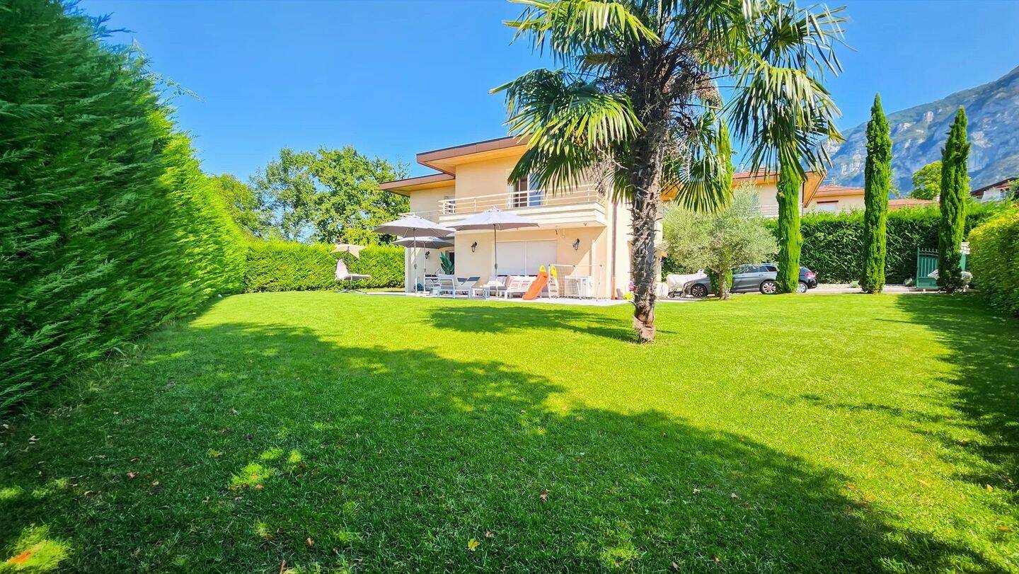 Maison 5 pièces 147 m² · à Collonges-sous-Salève · 147 m² · 849 000 €