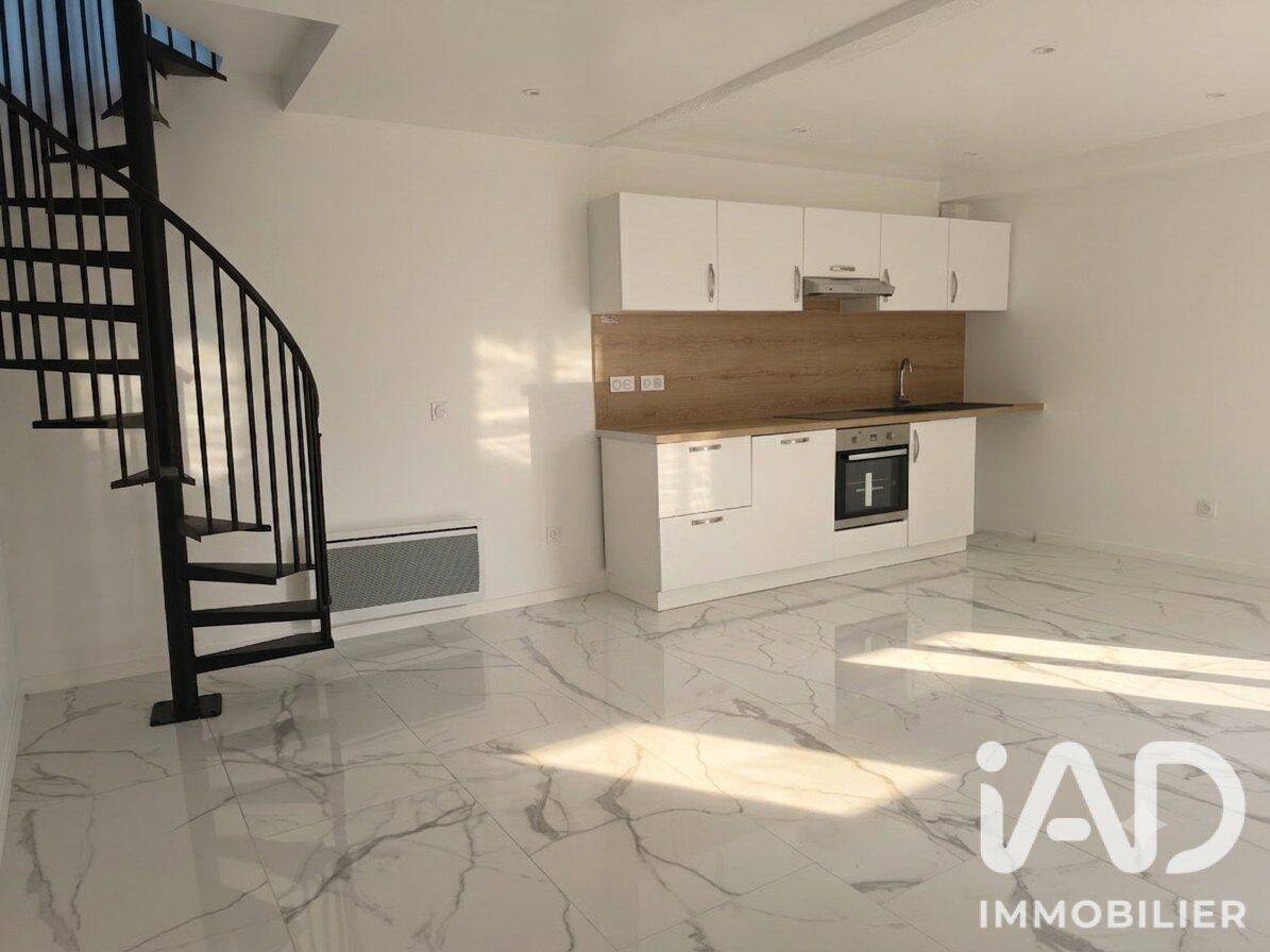 Maison 3 pièces 45 m² · à Armeau · 45 m² · 720 €