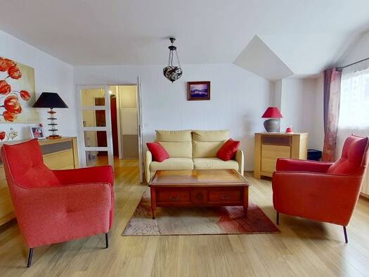Appartement à vendre 249 000 € 4 pièces 2 chambres 80 m² Étage 3/3 Centre Ville-Gare Noisy-le-Sec 93130