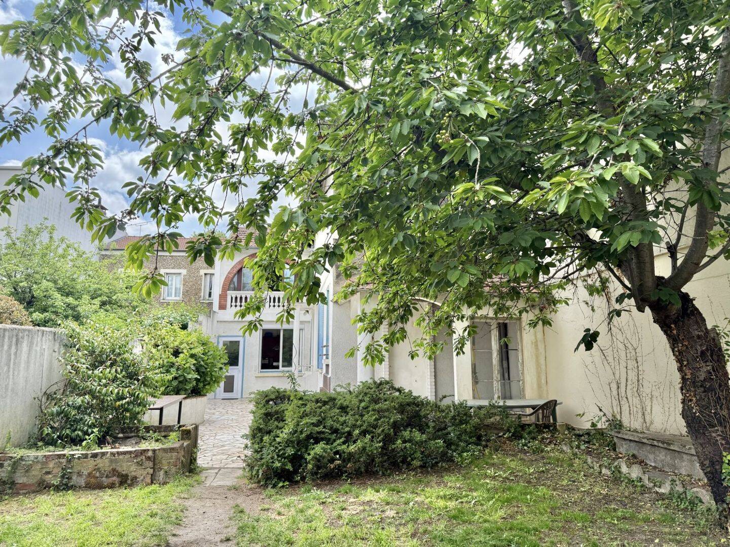 Maison 7 pièces 133 m² · à Clamart · 133 m² · 689 000 €