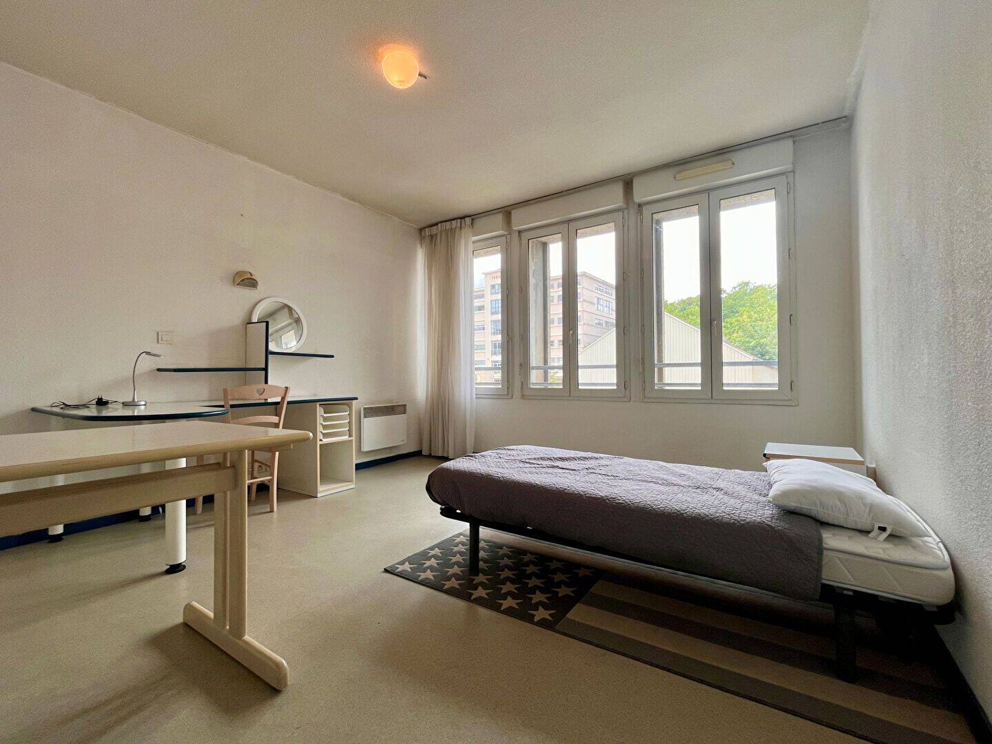 Appartement 1 pièce 25 m² · à Poitiers · 25 m² · 420 €