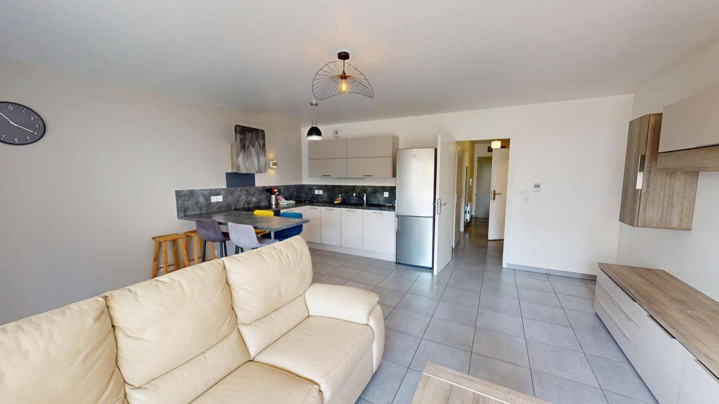 Appartement 2 pièces 64 m² · à Annecy · 64 m² · 1 250 €