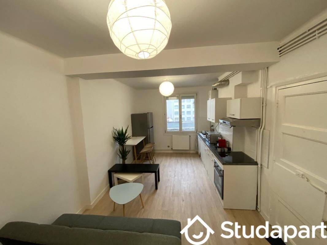 Appartement 4 pièces 65 m² · à Saint-Étienne · 65 m² · 751 €