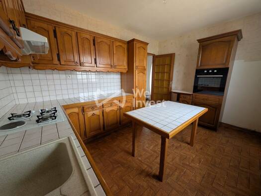Maison à vendre 204 750 € 5 pièces 4 chambres 102 m² 471 m² de terrain Spay 72700