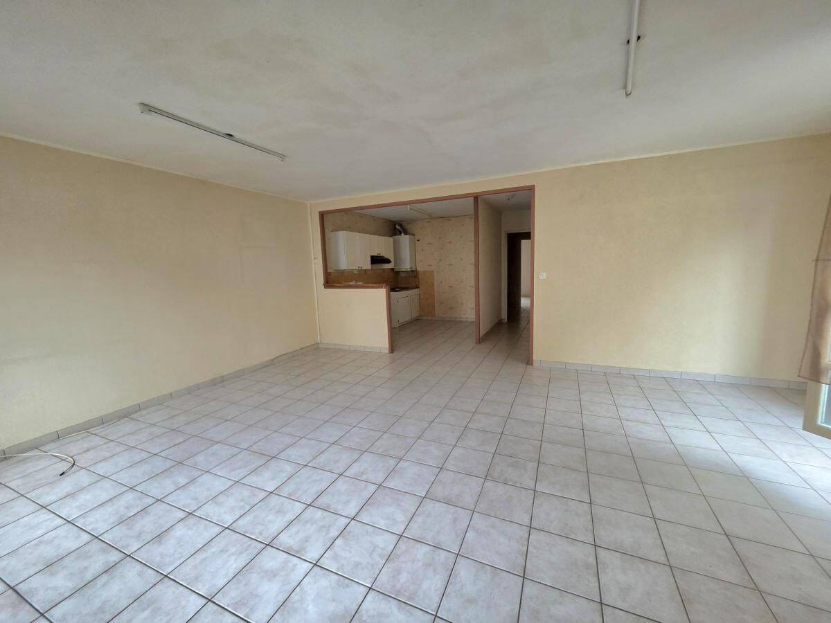 Appartement 2 pièces 62 m² · à Vierzon · 61,9 m² · 52 800 €