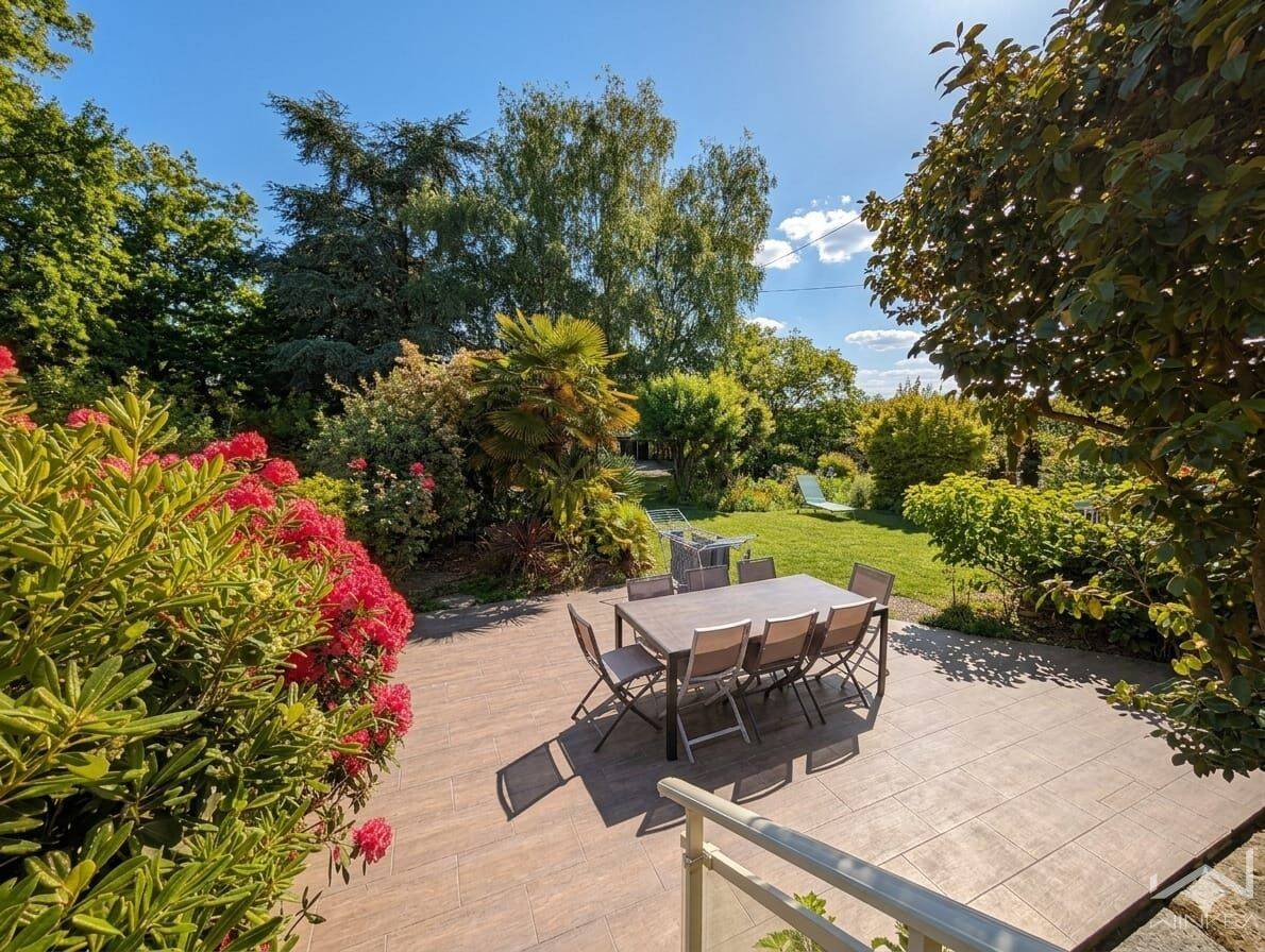 Maison 8 pièces 230 m² · à Montgermont · 230 m² · 828 000 €