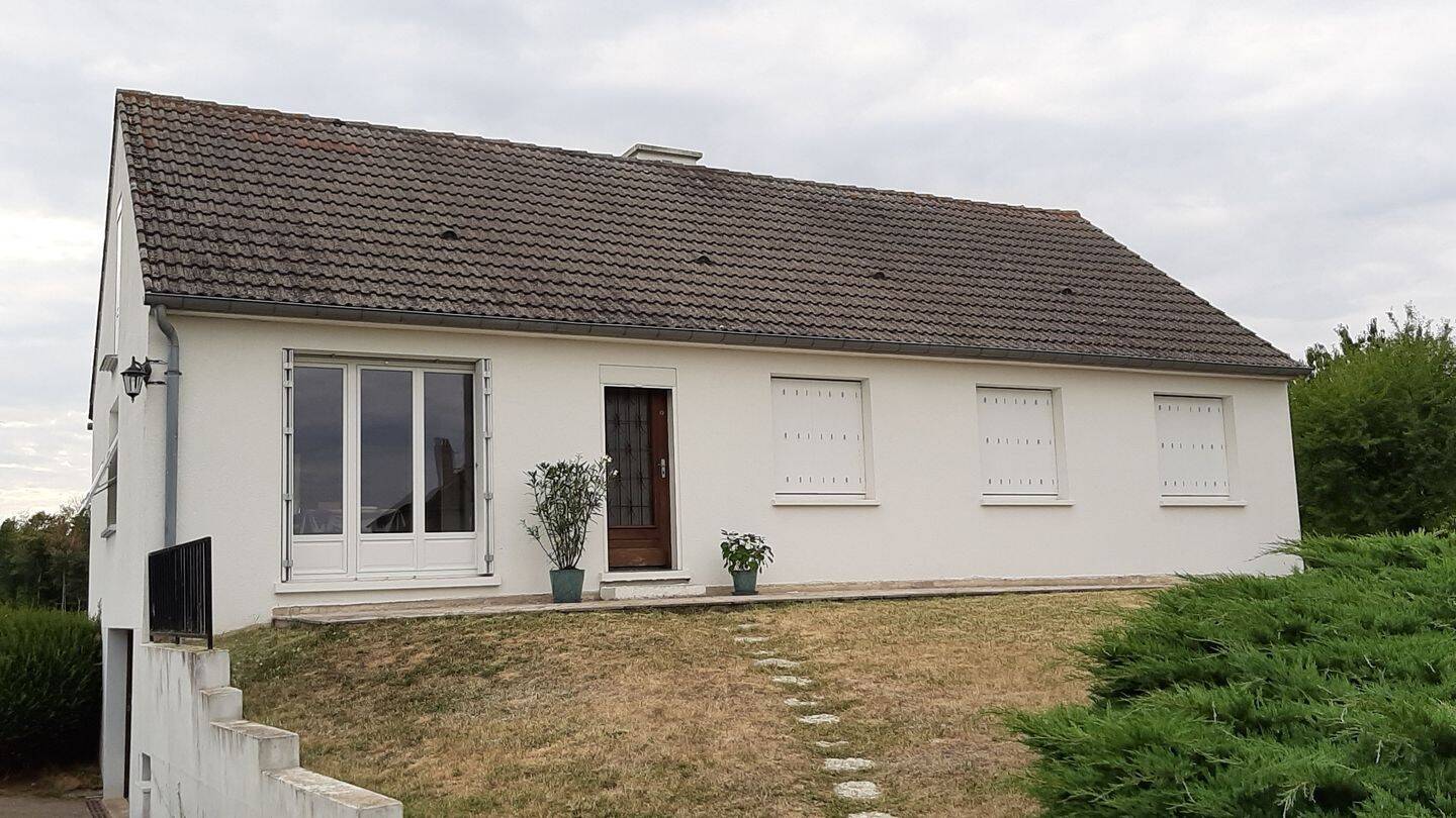Maison 5 pièces 106 m² · à Chambon-la-Forêt · 106 m² · 169 000 €