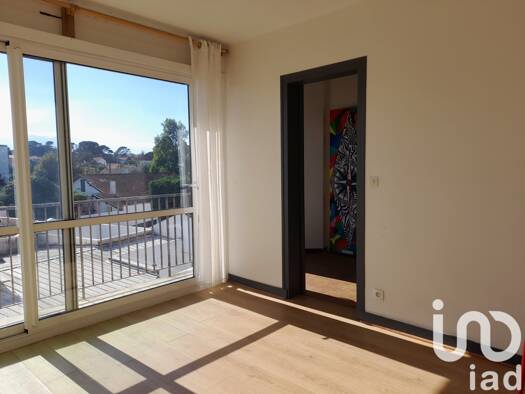 Appartement à vendre 220 000 € 2 pièces 1 chambre 44 m² Étage 2/3 Louillot Anglet 64600