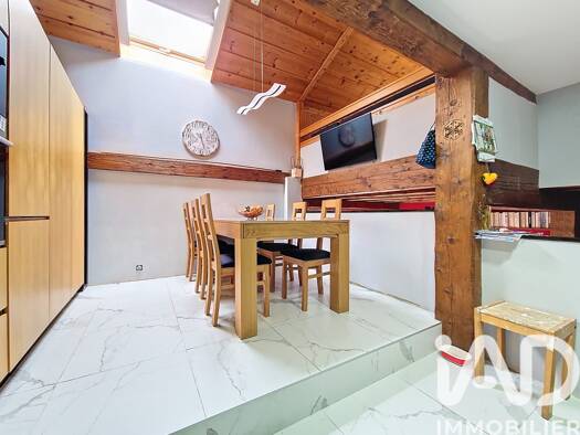 Appartement à vendre 320 000 € 5 pièces 3 chambres 181 m² Étage 1/1 Bois-d'Amont 39220