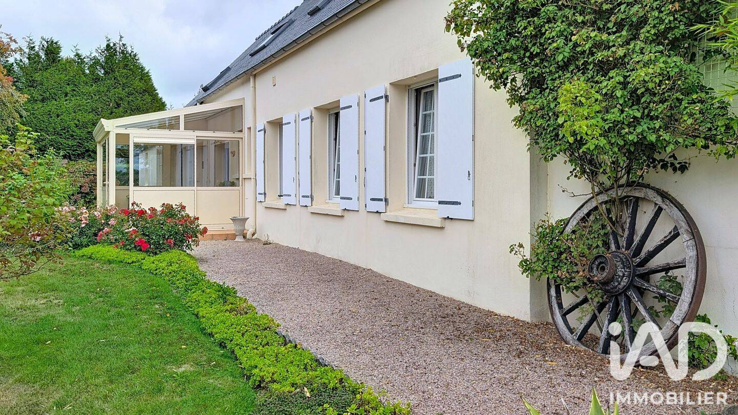 Maison 9 pièces 153 m² · à Le Cloître-Saint-Thégonnec · 153 m² · 239 000 €